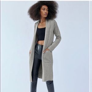 Aritzia Frida pleather leggings SIZE 6 but fits like a 8